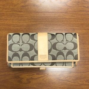 Coach Checkbook Wallet